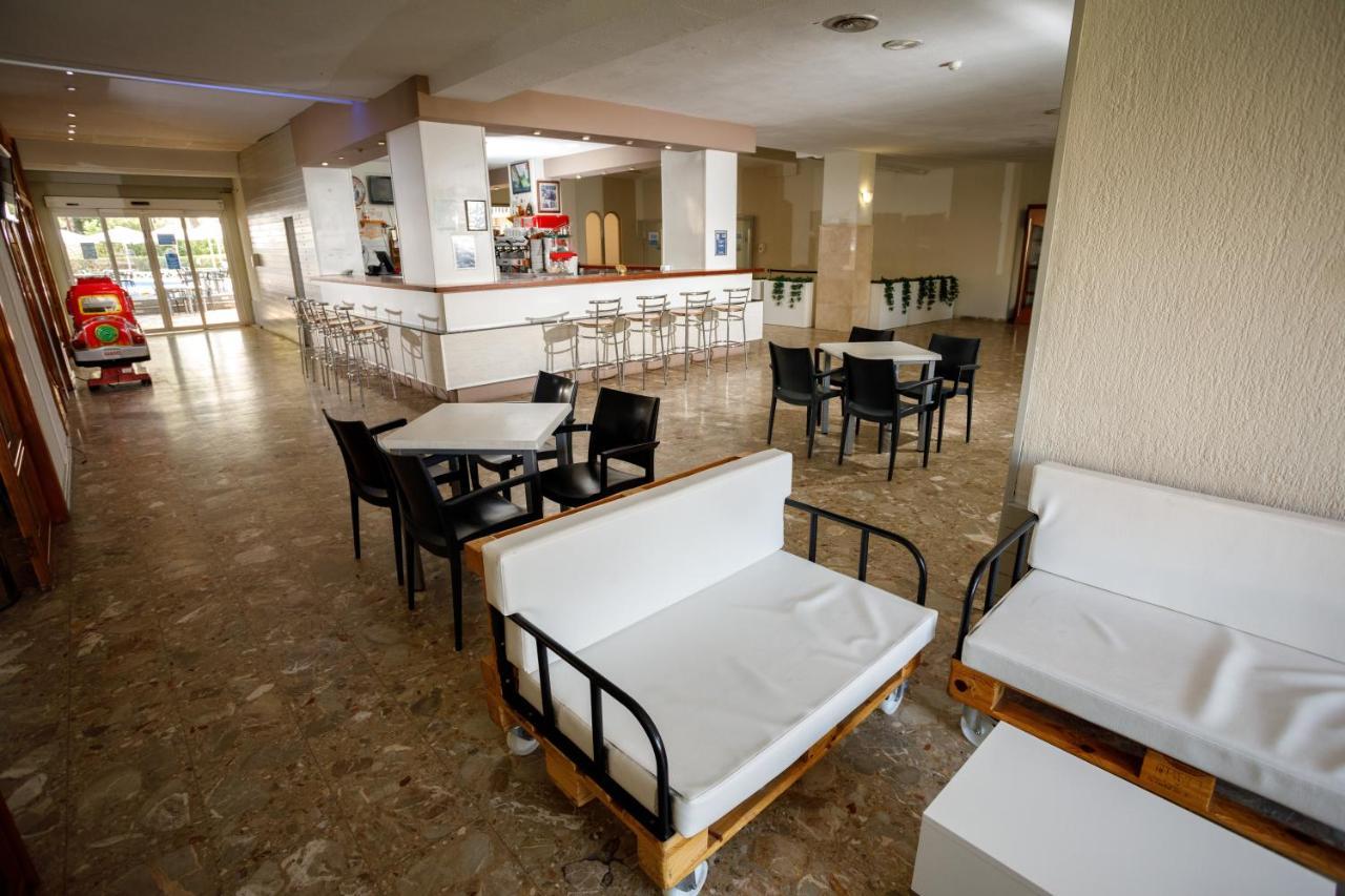 Tres Anclas Hotel 3*